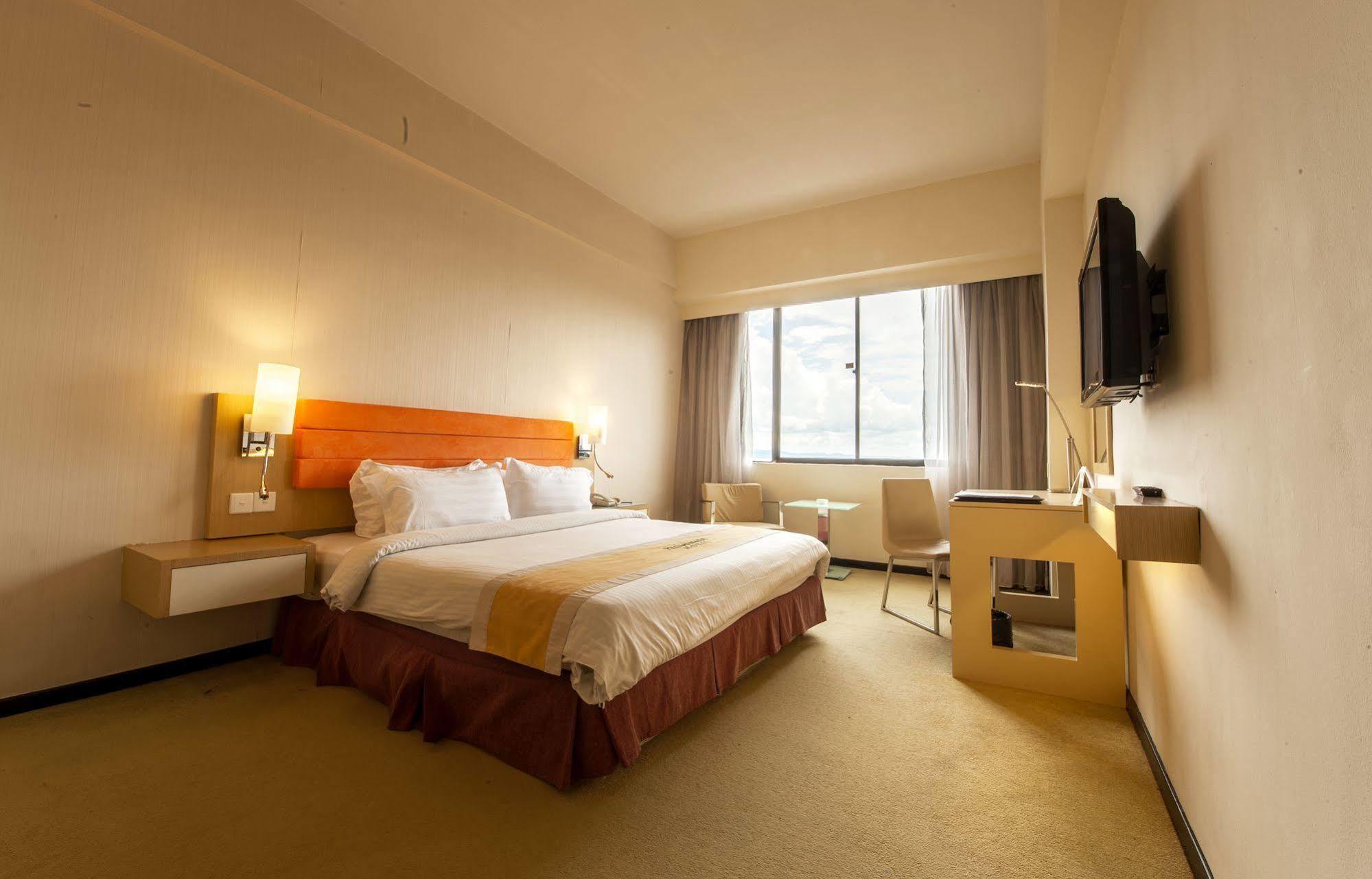 Borneo Royale Hotel Tawau Kültér fotó